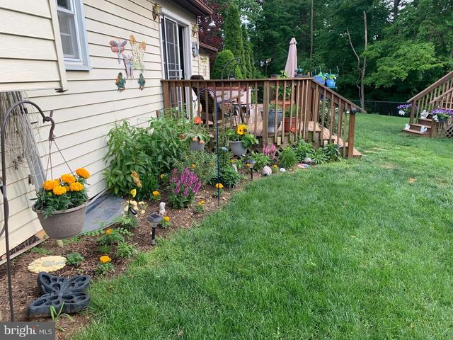 260 GREEN LANE DR, Camp Hill, PA 17011