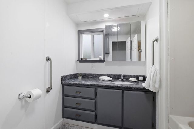 18285 China Grade 14, Boulder Creek, CA 95006