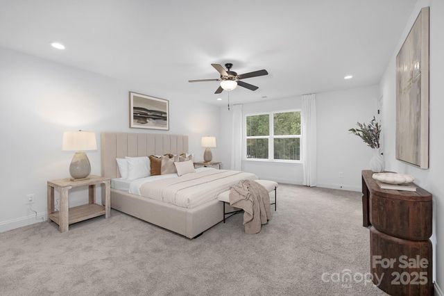 4207 Eagle Chase Drive, Charlotte, NC 28216