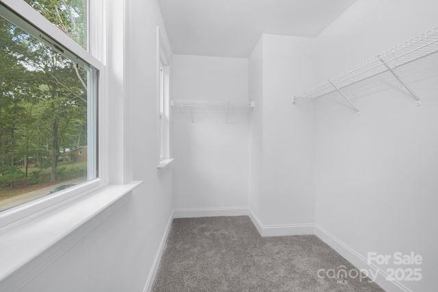 4207 Eagle Chase Drive, Charlotte, NC 28216