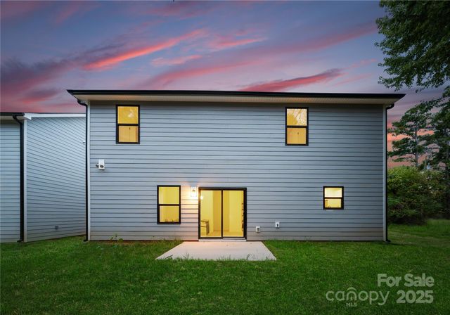 4207 Eagle Chase Drive, Charlotte, NC 28216