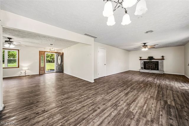 7612 Lake Shore Boulevard, Mentor, OH 44060