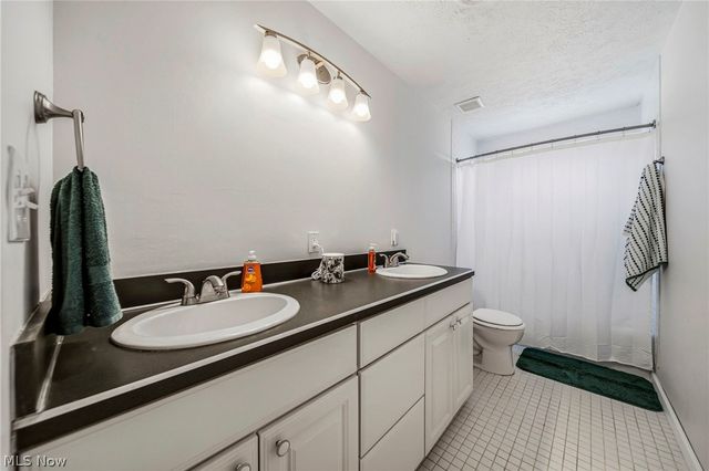 7612 Lake Shore Boulevard, Mentor, OH 44060