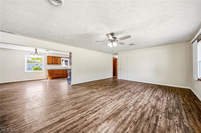 7612 Lake Shore Boulevard, Mentor, OH 44060