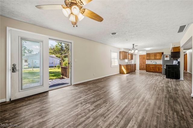 7612 Lake Shore Boulevard, Mentor, OH 44060
