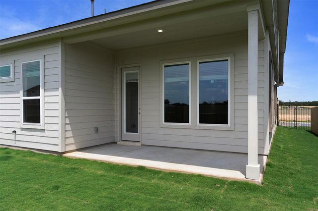 412 Borrego BND, Liberty Hill, TX 78642