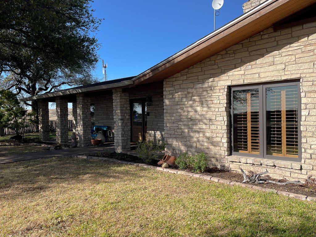 Image 13 of property listing at 9534 Duff Road, Christoval, TX 76935