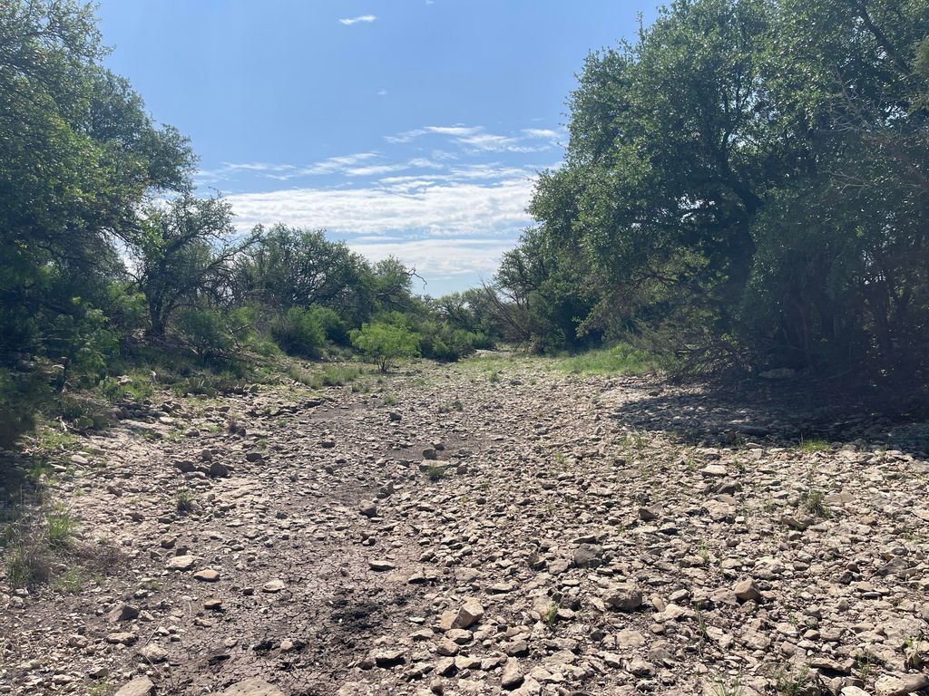 Image 7 of property listing at 9534 Duff Road, Christoval, TX 76935
