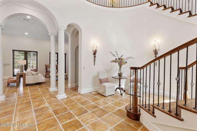 1887 SAN MARCO Boulevard, Jacksonville, FL 32207