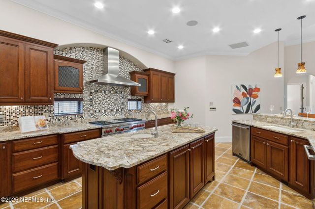 1887 SAN MARCO Boulevard, Jacksonville, FL 32207