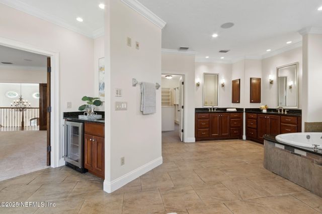 1887 SAN MARCO Boulevard, Jacksonville, FL 32207