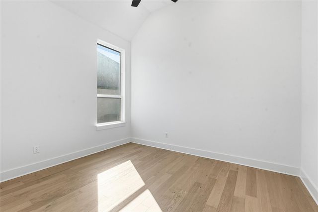 394 Leaning Rock RDG, Austin, TX 78737