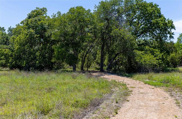 394 Leaning Rock RDG, Austin, TX 78737