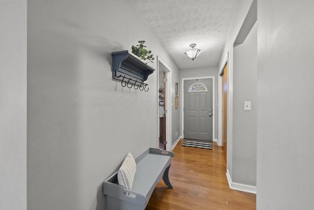 10055 Melody Lane, Pickerington, OH 43147