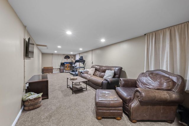 10055 Melody Lane, Pickerington, OH 43147