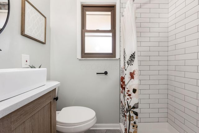 4400 Kauffman Road NW, Carroll, OH 43112