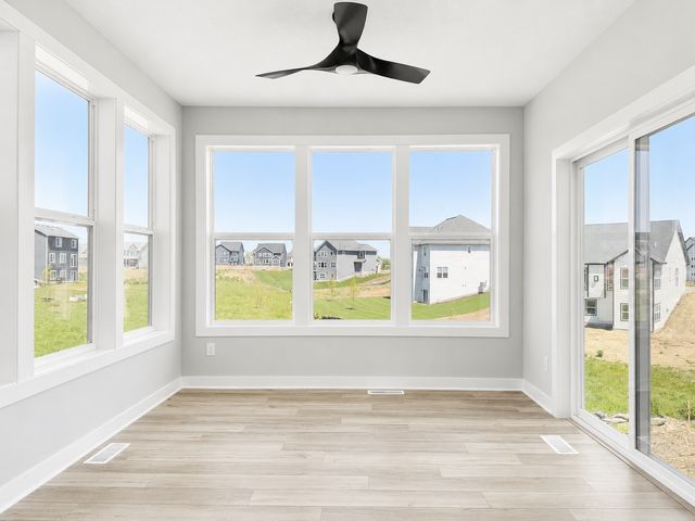 18200 103rd Avenue N, Maple Grove, MN 55311