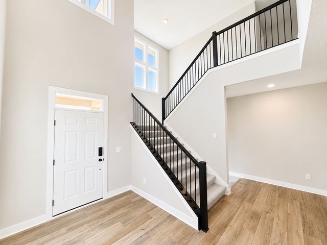 18200 103rd Avenue N, Maple Grove, MN 55311