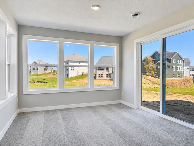 18200 103rd Avenue N, Maple Grove, MN 55311