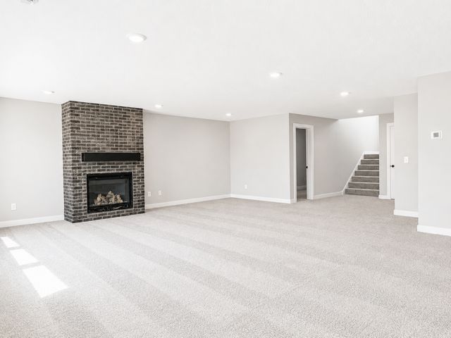 18200 103rd Avenue N, Maple Grove, MN 55311