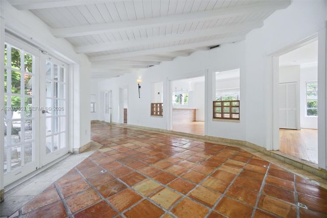 2300 S Miami Avenue 2300, Miami, FL 33129