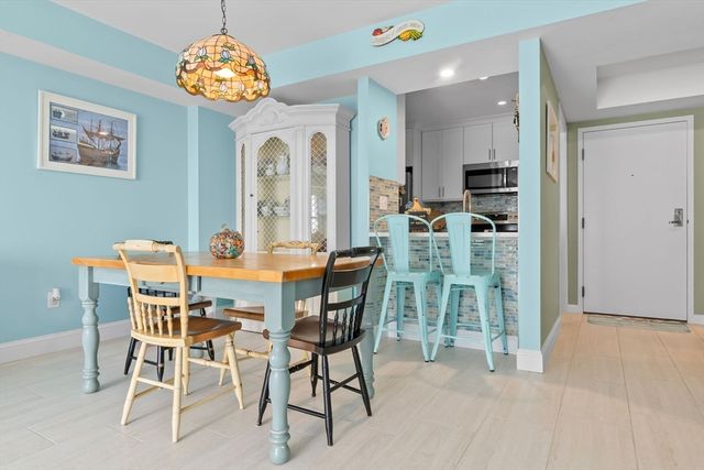 3 Seal Harbor Rd 133, Winthrop, MA 02152