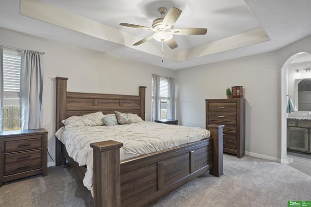 18606 George Miller Parkway, Elkhorn, NE 68022