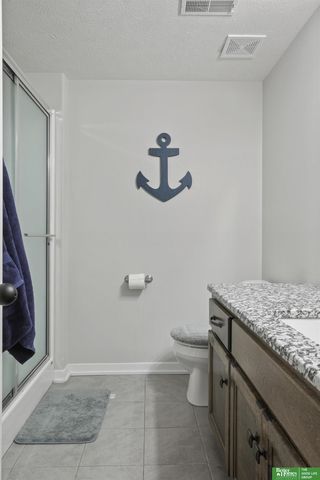 18606 George Miller Parkway, Elkhorn, NE 68022