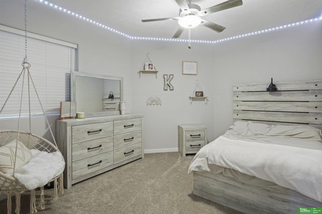 18606 George Miller Parkway, Elkhorn, NE 68022