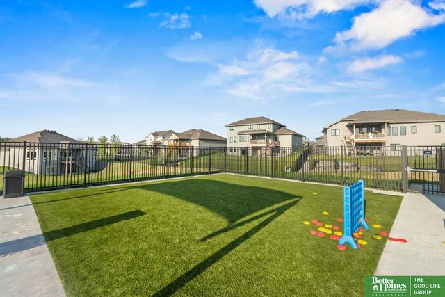 18606 George Miller Parkway, Elkhorn, NE 68022