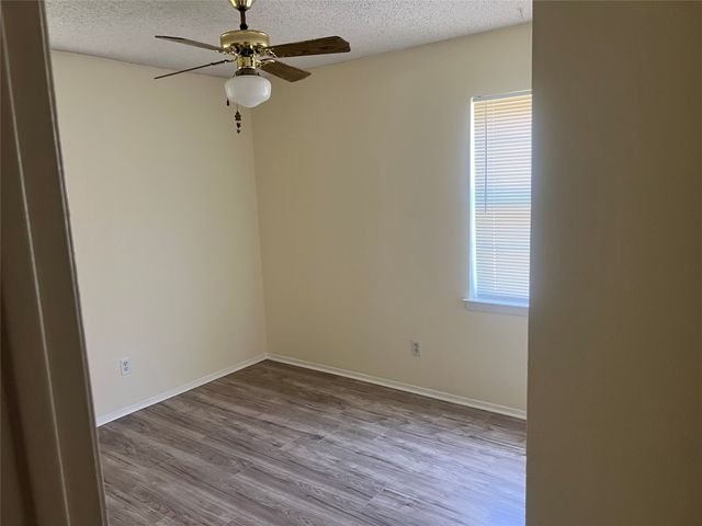 2631 Brenda Drive, Mesquite, TX 75149