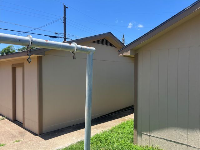 2631 Brenda Drive, Mesquite, TX 75149