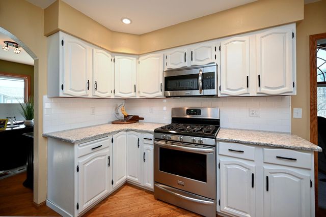 75 Debi Lei Drive, Winona, MN 55987