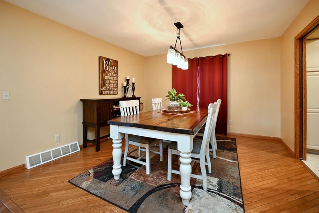 75 Debi Lei Drive, Winona, MN 55987