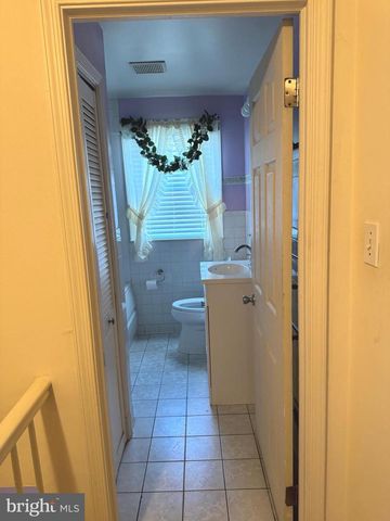 1525 CLAIRIDGE RD, Baltimore, MD 21207