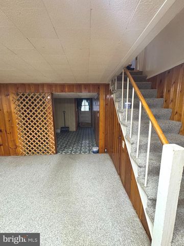 1525 CLAIRIDGE RD, Baltimore, MD 21207