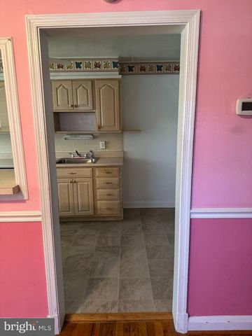 1525 CLAIRIDGE RD, Baltimore, MD 21207