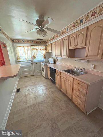 1525 CLAIRIDGE RD, Baltimore, MD 21207