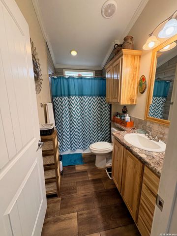 282 Oak Trail, Pipe Creek, TX 78063