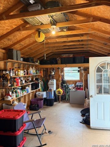282 Oak Trail, Pipe Creek, TX 78063