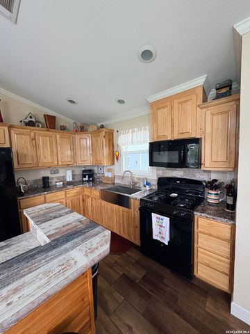 282 Oak Trail, Pipe Creek, TX 78063