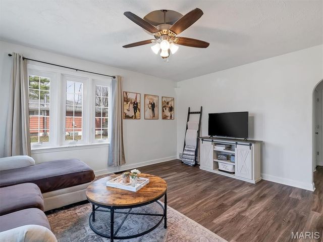 8524 Triple Lakes Road, Dupo, IL 62239