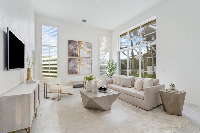 2805 Hampton Circle E, Delray Beach, FL 33445