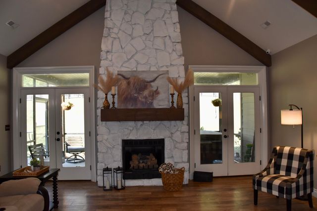 6901 S SCOTT BLVD, Columbia, MO 65203