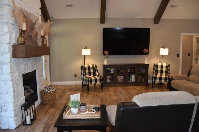 6901 S SCOTT BLVD, Columbia, MO 65203