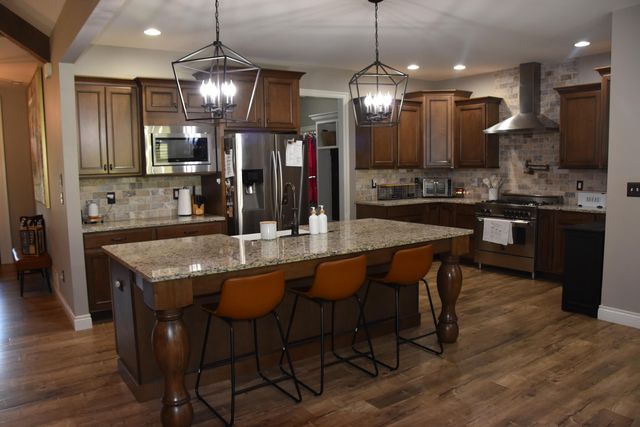 6901 S SCOTT BLVD, Columbia, MO 65203