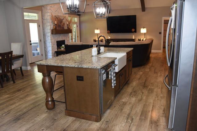 6901 S SCOTT BLVD, Columbia, MO 65203