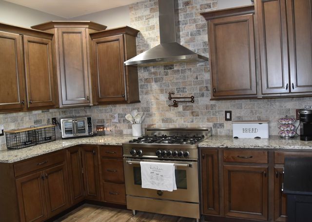 6901 S SCOTT BLVD, Columbia, MO 65203