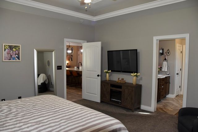 6901 S SCOTT BLVD, Columbia, MO 65203