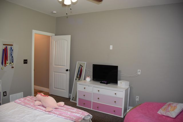 6901 S SCOTT BLVD, Columbia, MO 65203